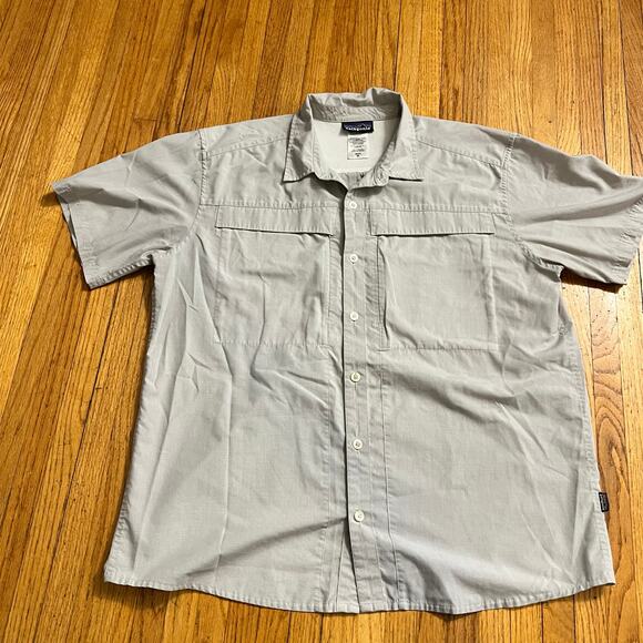 Patagonia Shirt Mens XL Performance Button Short Sleeve Light Gray - Picture 1 of 7